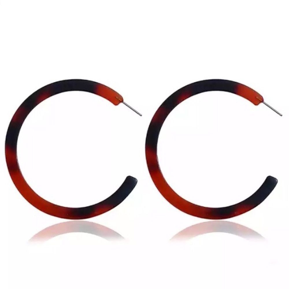 Tortoiseshell Acetate Lightweight Hoop Earrings NWT